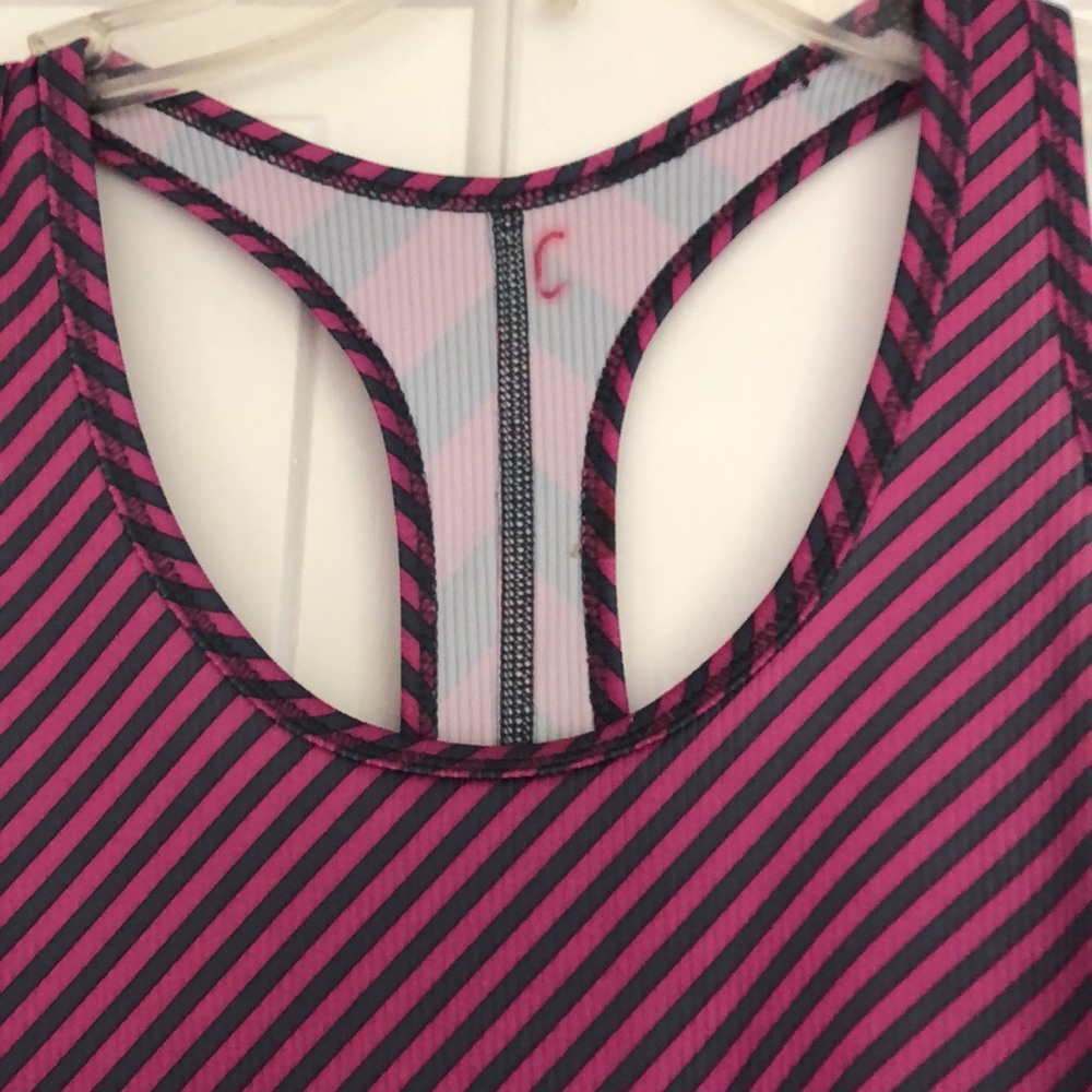 Nike Tank Top - Picture 2 of 5